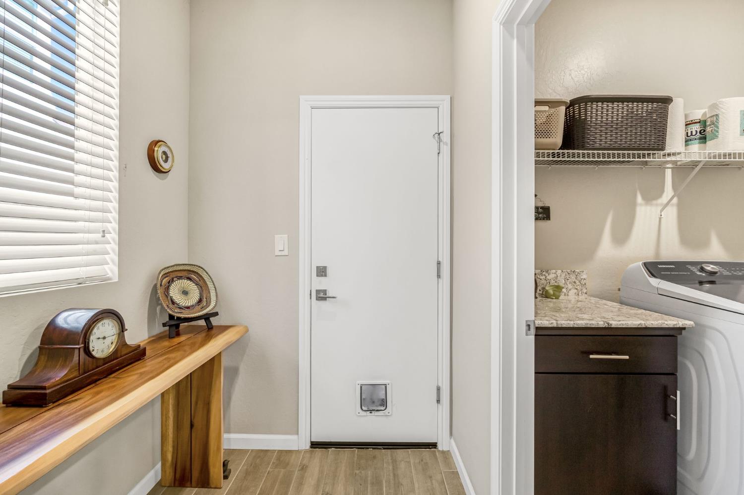 994 Groveland Ave W, Madera, CA 93636