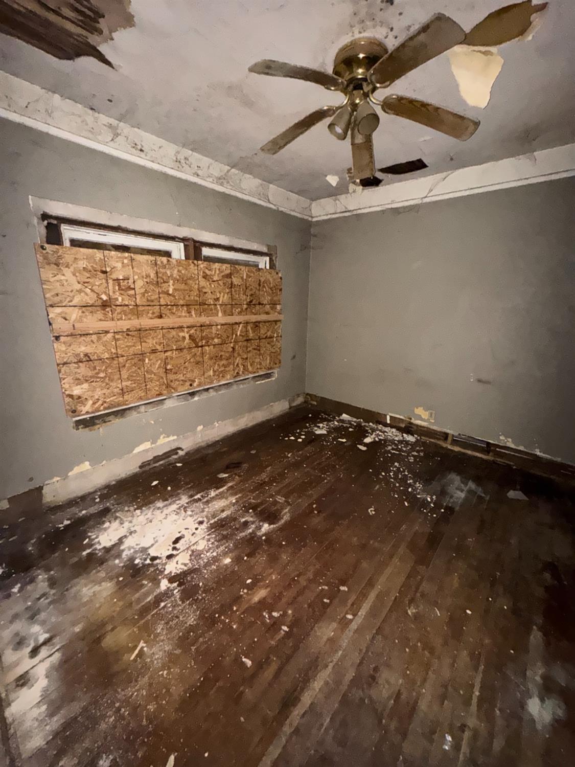 986 N Wilson Ave, Fresno, CA 93728