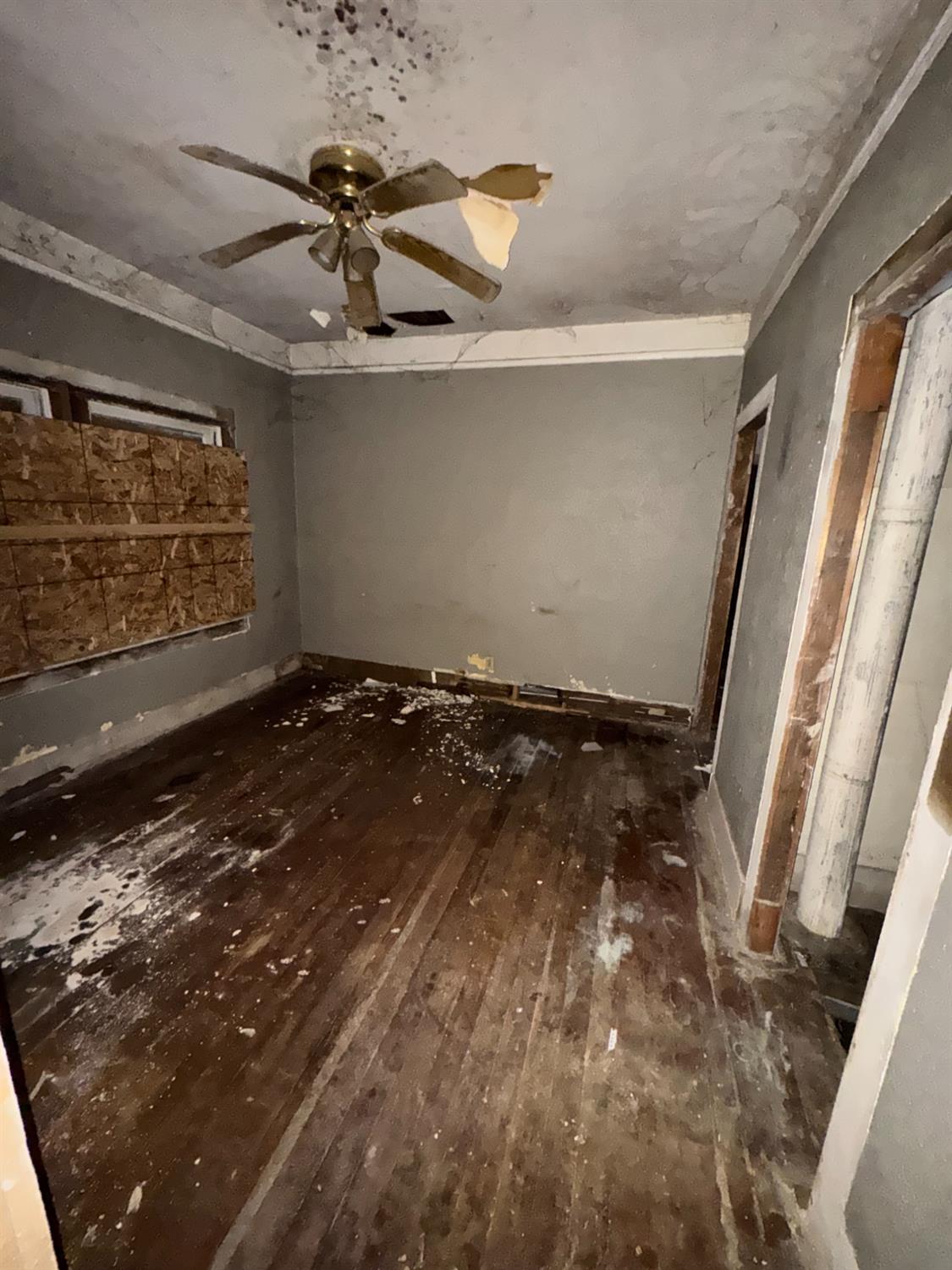 986 N Wilson Ave, Fresno, CA 93728