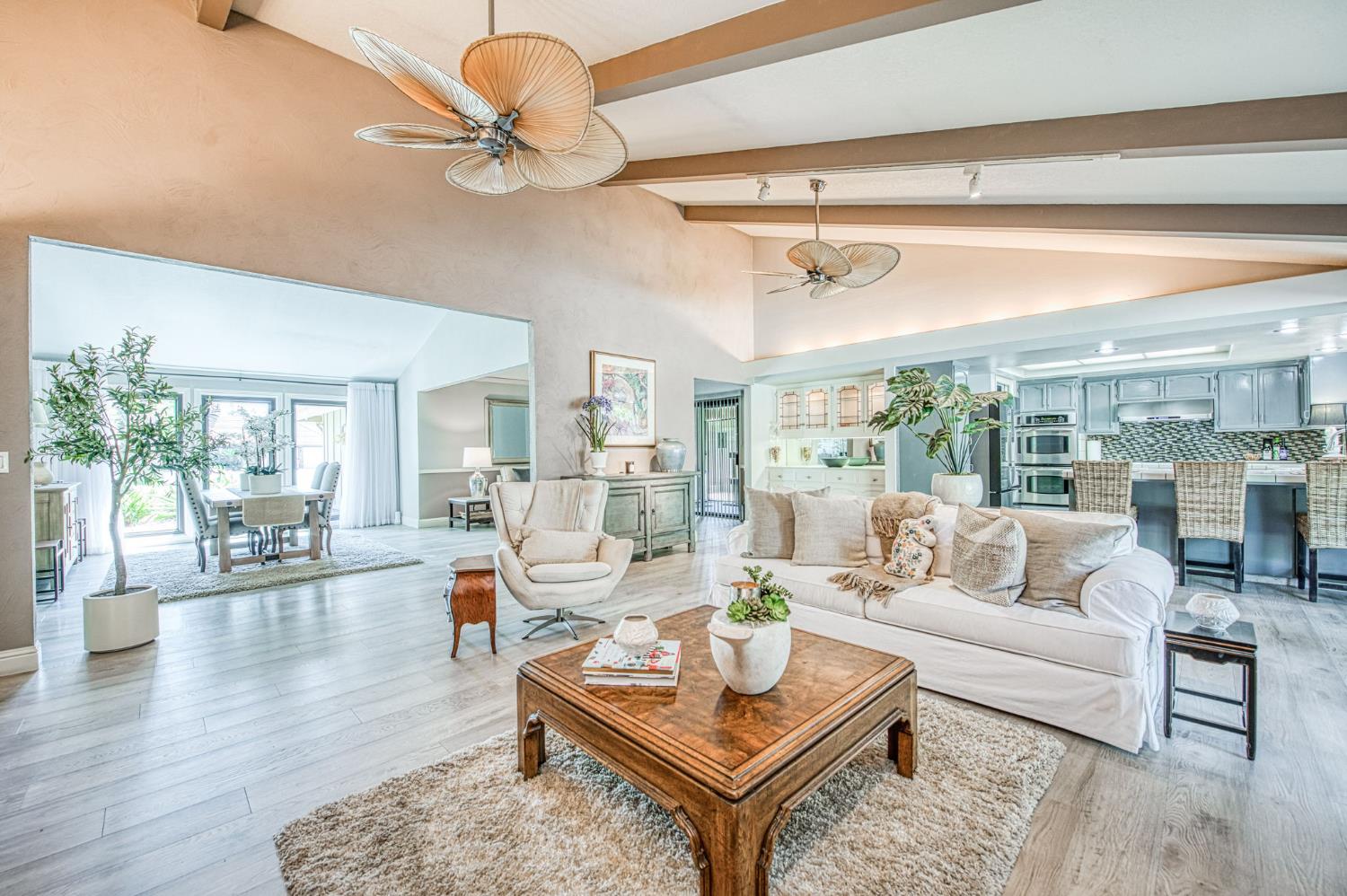 480 E Cole Ave, Fresno, CA 93720