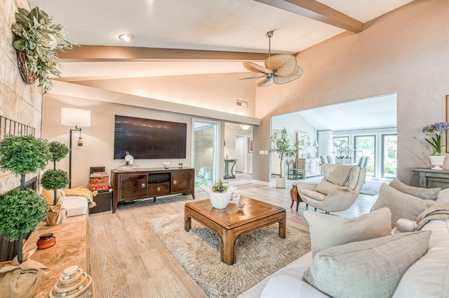 480 E Cole Ave, Fresno, CA 93720