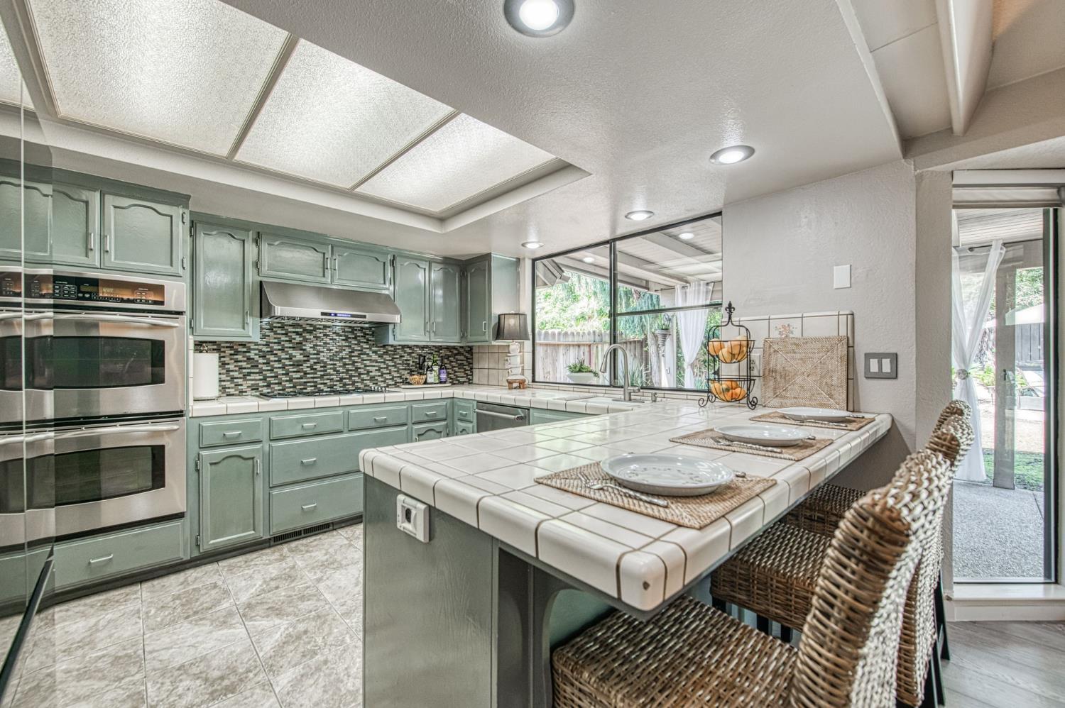 480 E Cole Ave, Fresno, CA 93720