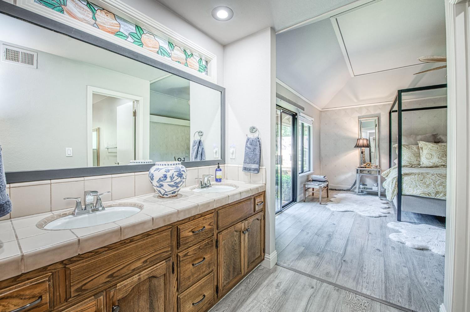 480 E Cole Ave, Fresno, CA 93720