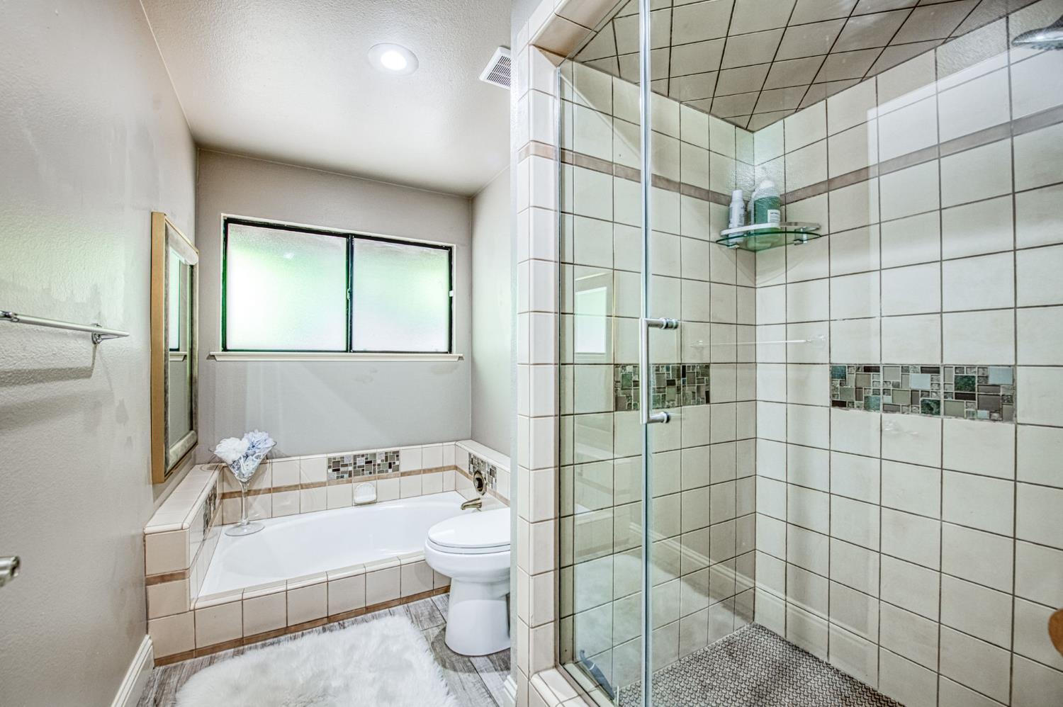 480 E Cole Ave, Fresno, CA 93720