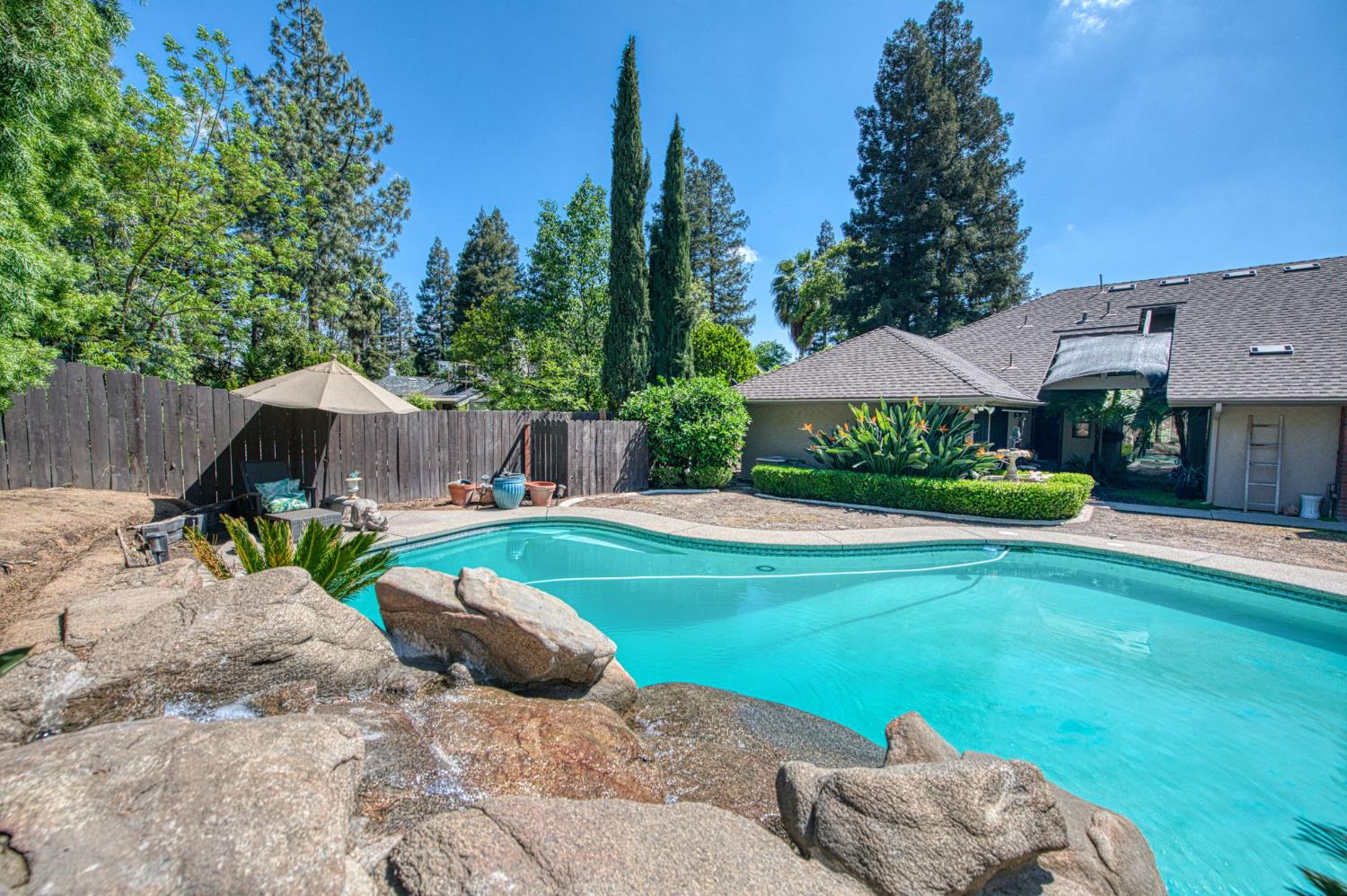 480 E Cole Ave, Fresno, CA 93720