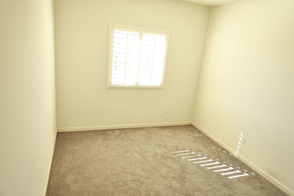 1382 Shoreline Dr, Madera, CA 93637