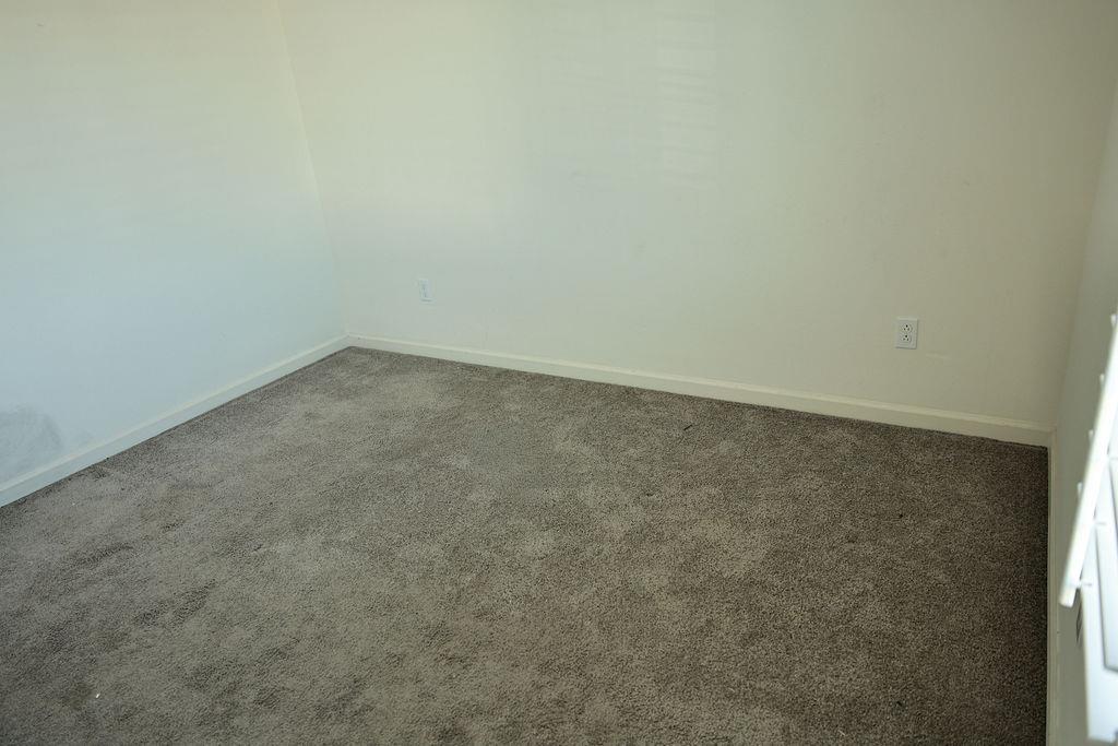 1382 Shoreline Dr, Madera, CA 93637