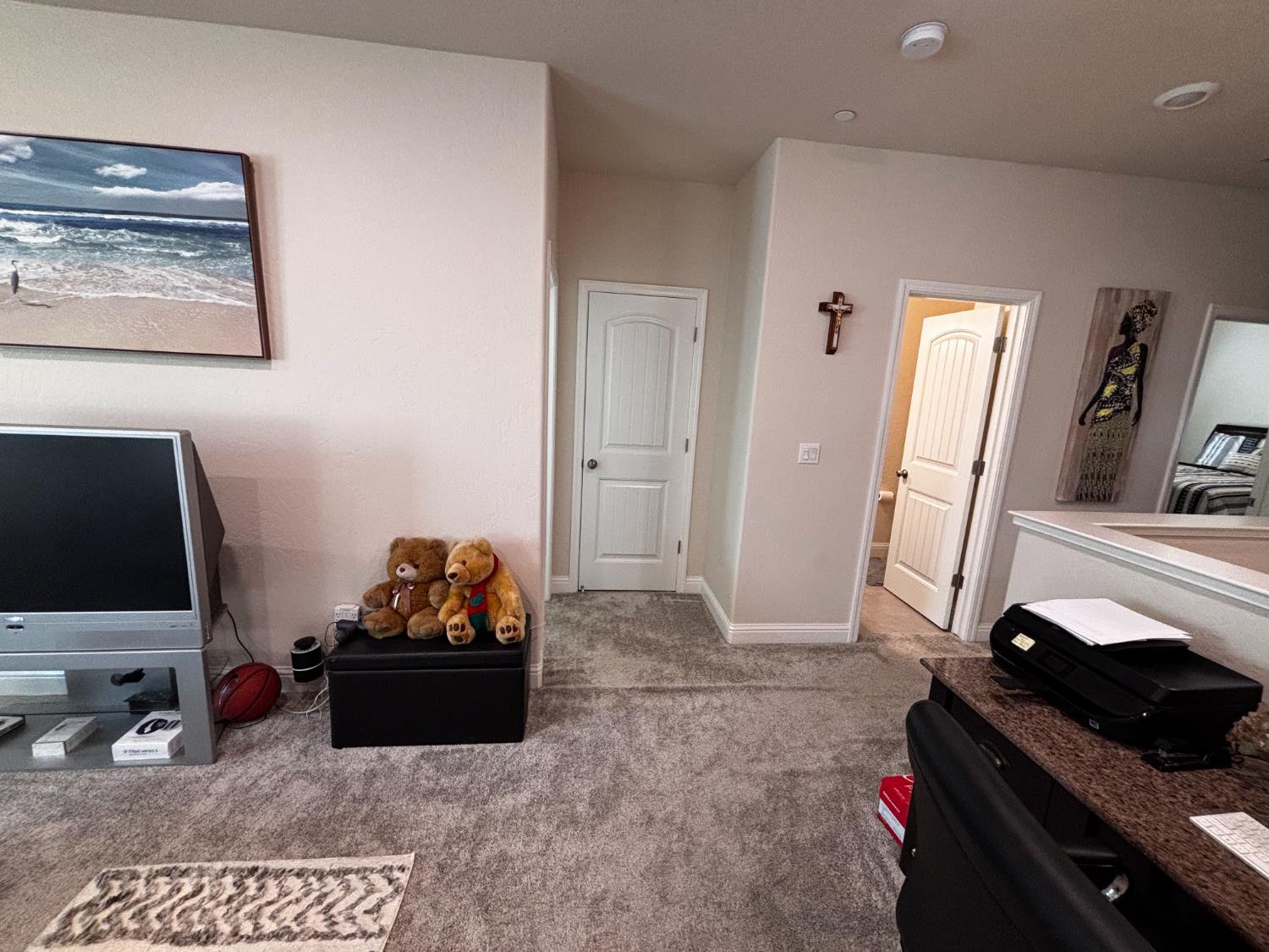 1614 N Barcus Ave, Fresno, CA 93722