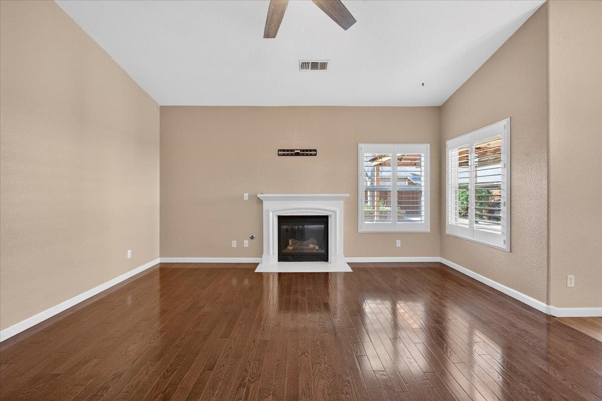 6623 E Alta Ave, Fresno, CA 93727