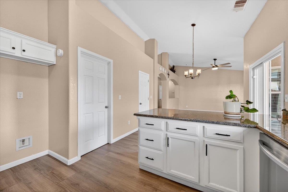 6623 E Alta Ave, Fresno, CA 93727