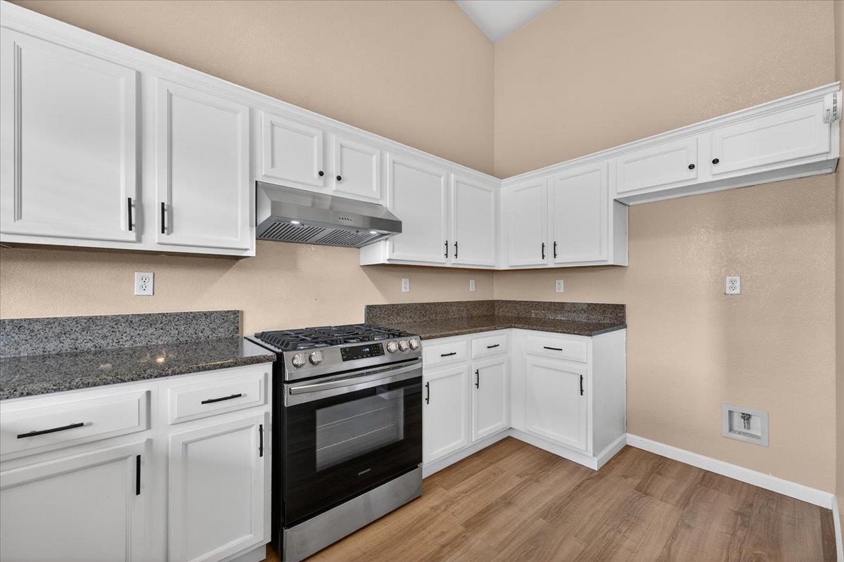 6623 E Alta Ave, Fresno, CA 93727