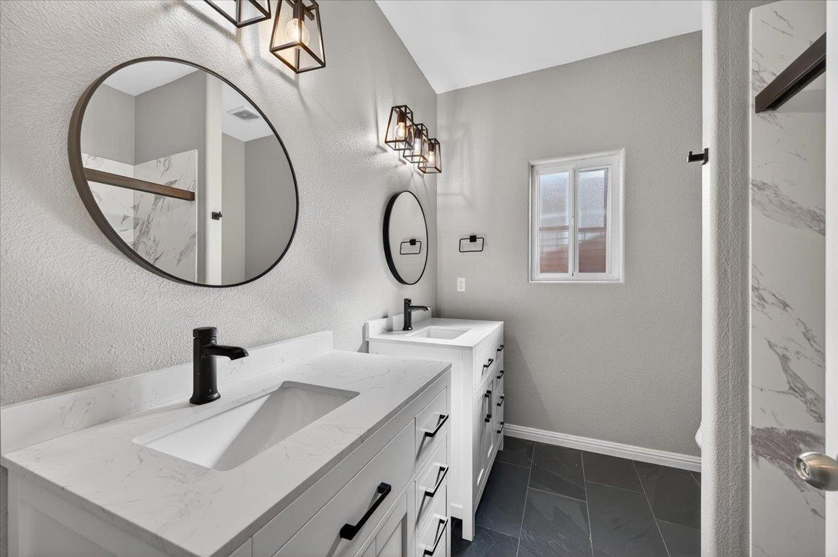 6623 E Alta Ave, Fresno, CA 93727