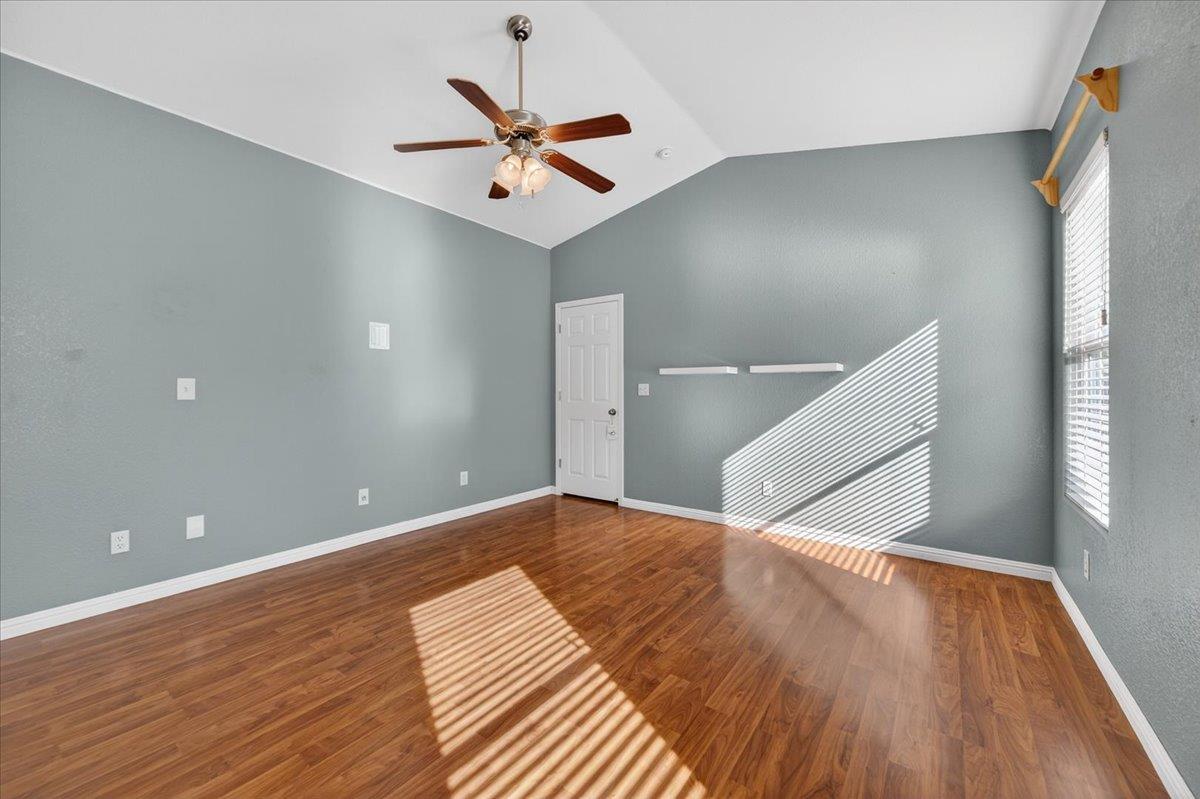 6623 E Alta Ave, Fresno, CA 93727