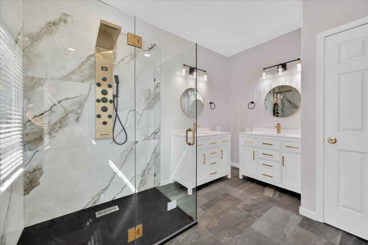 6623 E Alta Ave, Fresno, CA 93727