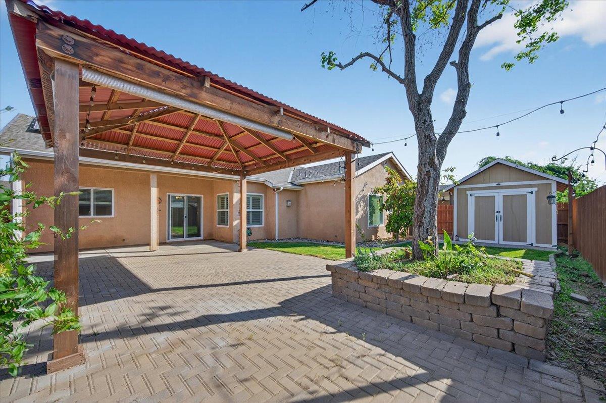 6623 E Alta Ave, Fresno, CA 93727