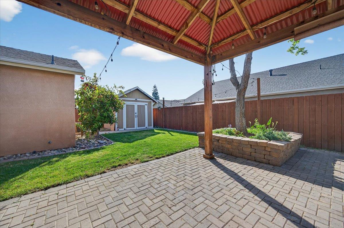 6623 E Alta Ave, Fresno, CA 93727