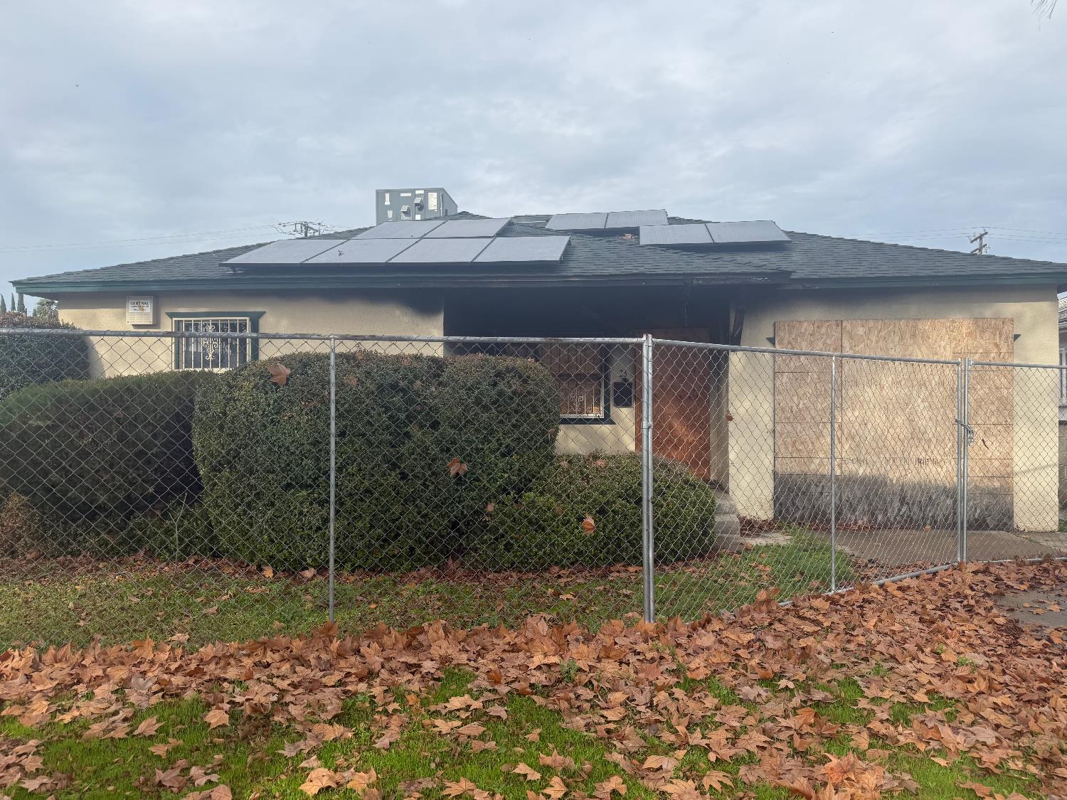 23 E Strother Ave, Fresno, CA 93706