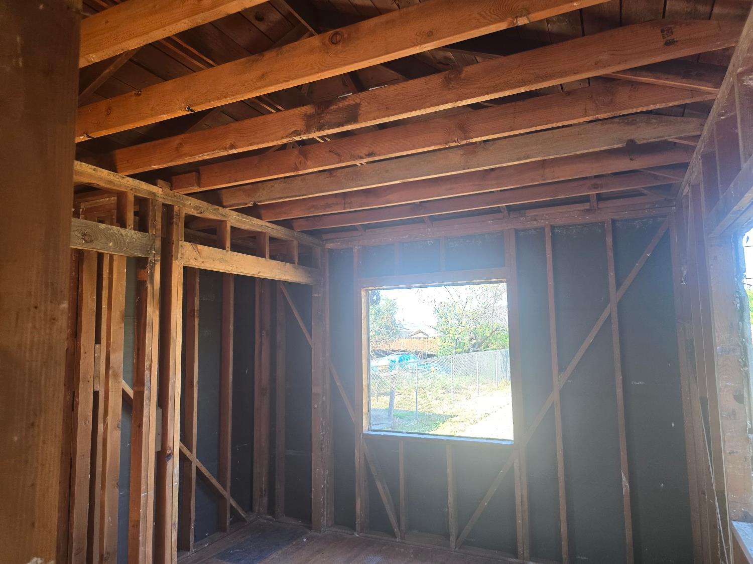 23 E Strother Ave, Fresno, CA 93706