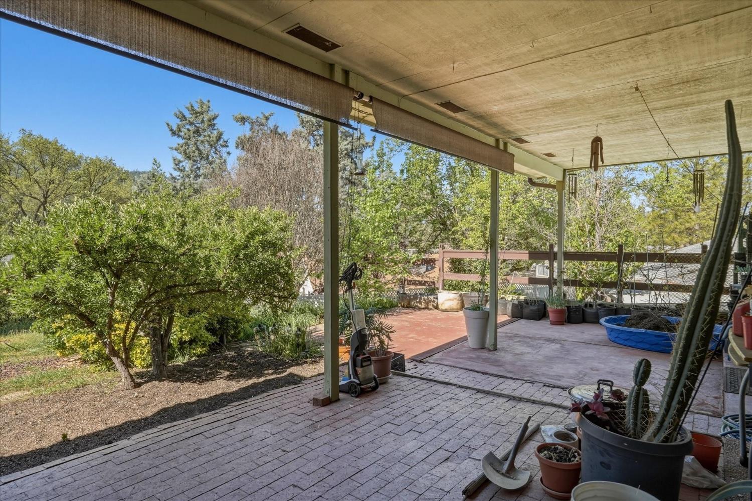 40888 Goldside Dr, Oakhurst, CA 93644