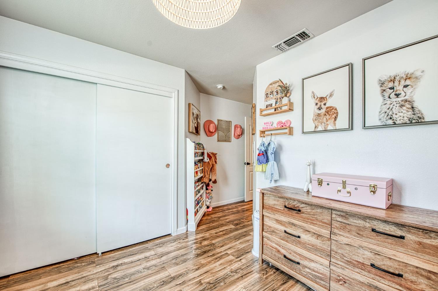 7502 N Trellis, Fresno, CA 93720