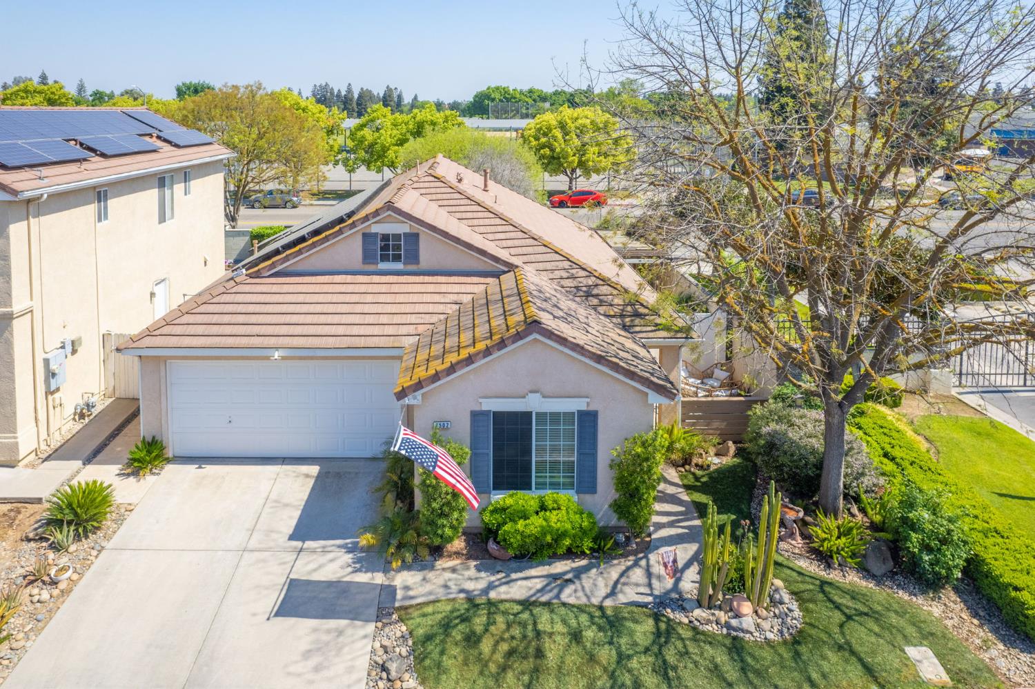 7502 N Trellis, Fresno, CA 93720