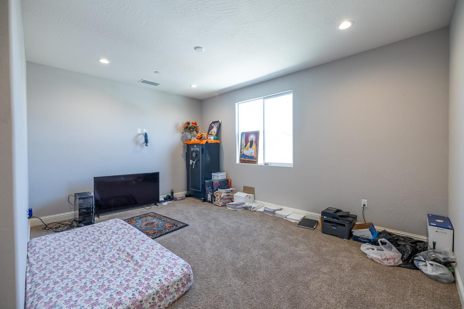 4103 Keats Ave, Clovis, CA 93619