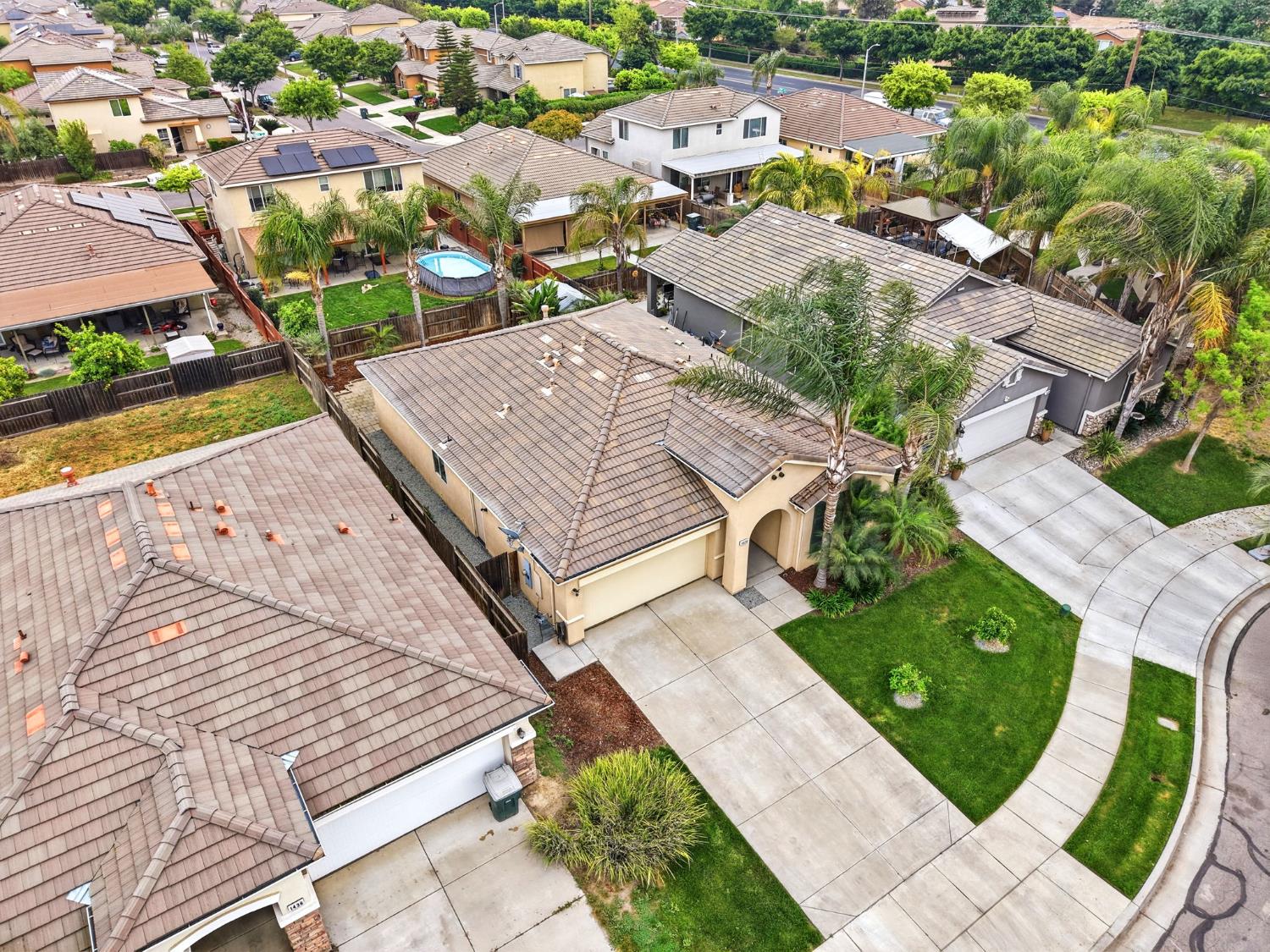 1428 N Leila St, Visalia, CA 93291