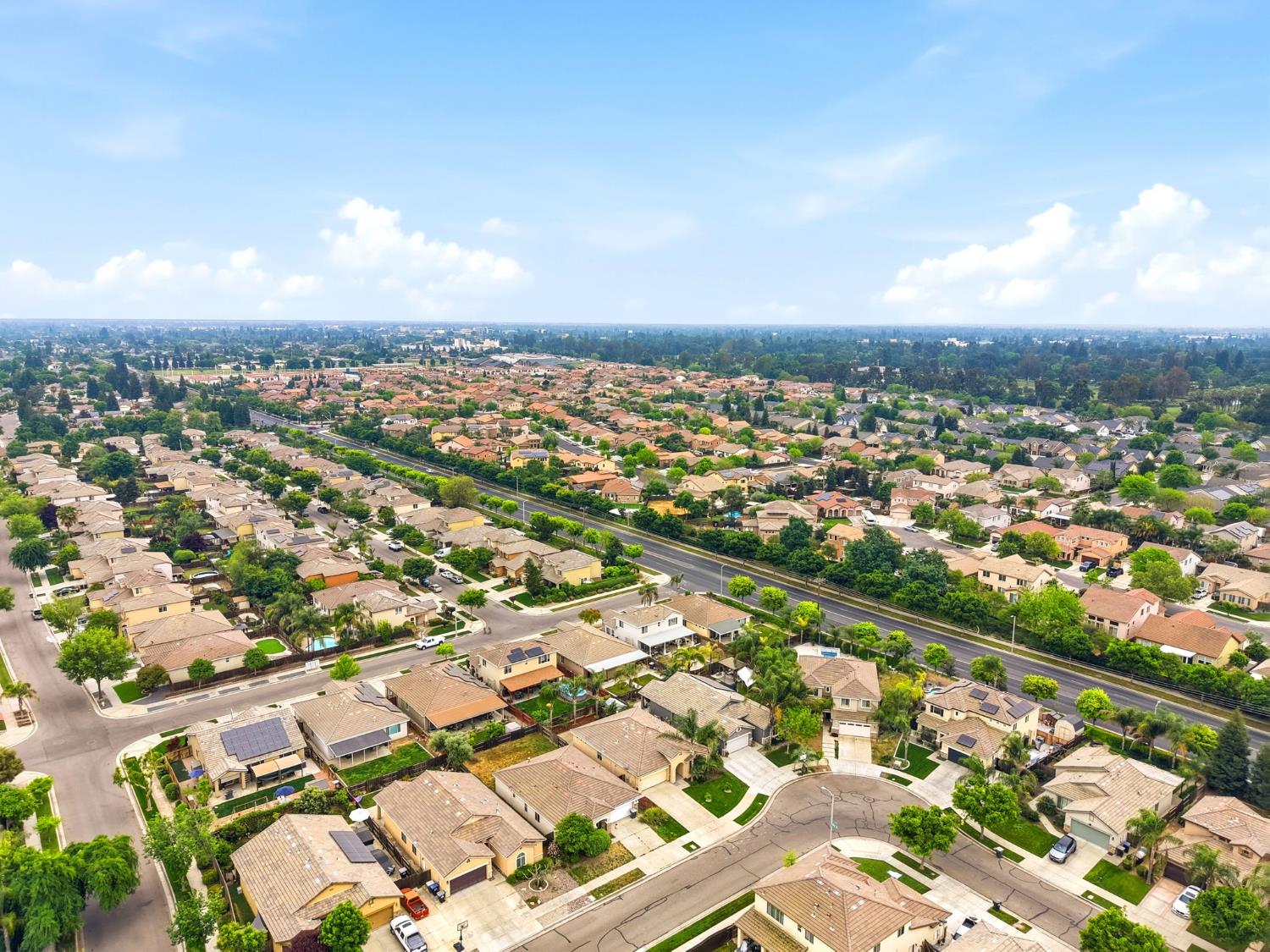 1428 N Leila St, Visalia, CA 93291