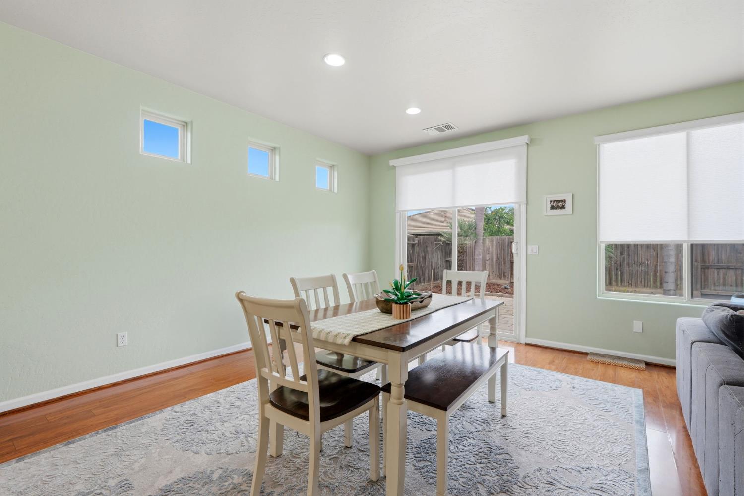 1428 N Leila St, Visalia, CA 93291