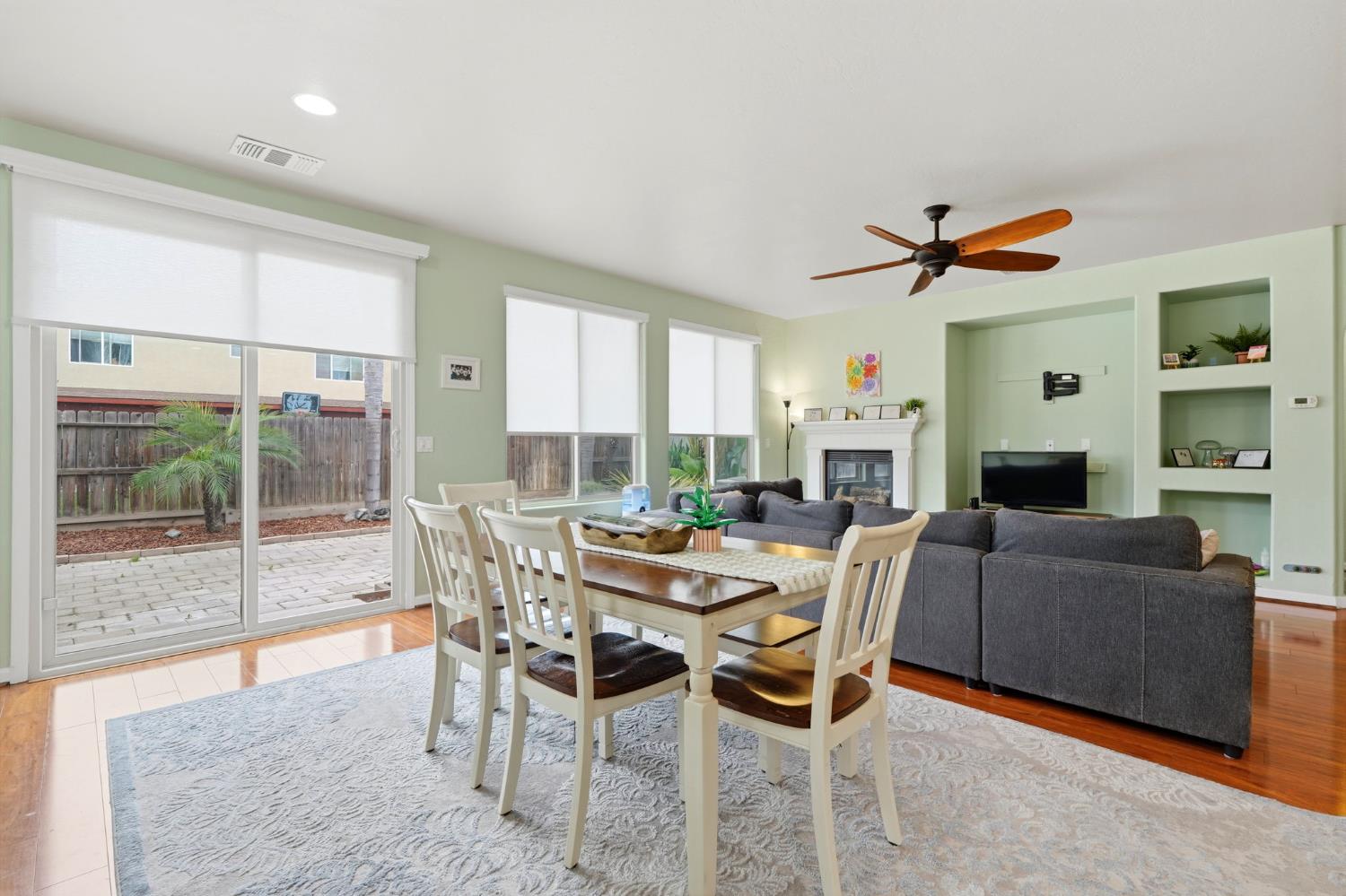 1428 N Leila St, Visalia, CA 93291