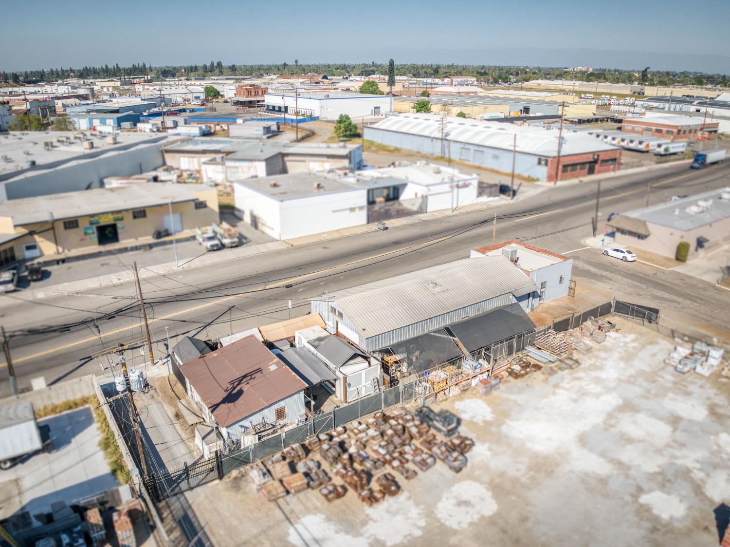 2748 E Hamilton Ave, Fresno, CA 93721