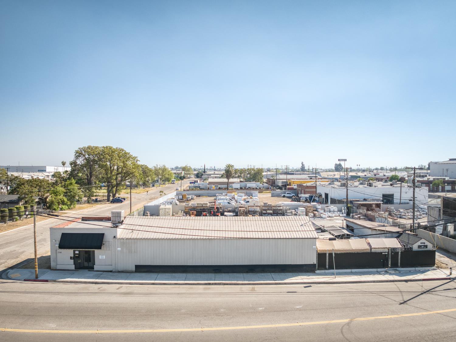 2748 E Hamilton Ave, Fresno, CA 93721