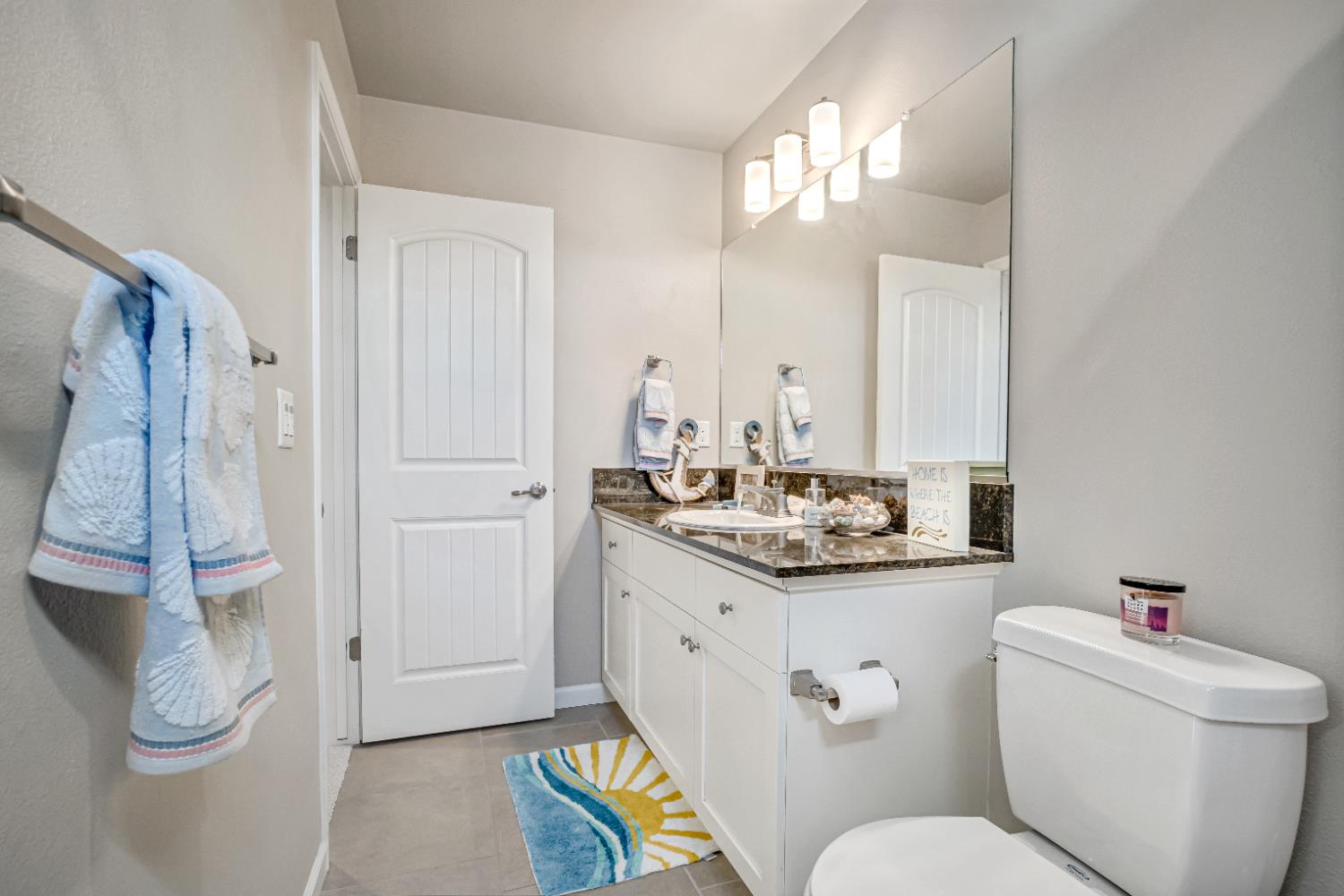 637 Soledad Ave, Clovis, CA 93619