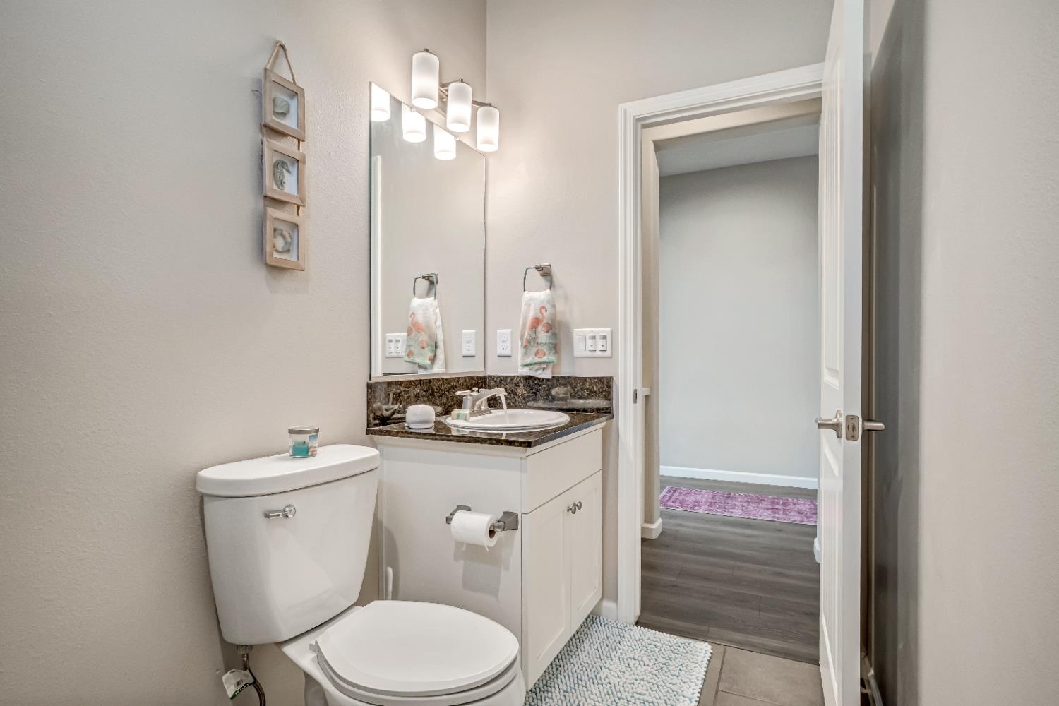 637 Soledad Ave, Clovis, CA 93619