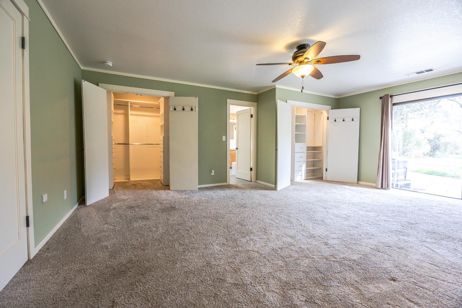 45344 S Oakview Dr, Oakhurst, CA 93644