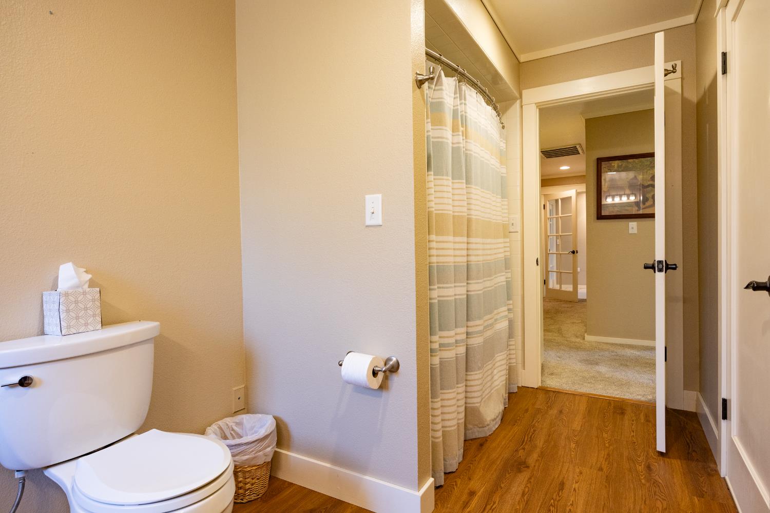 45344 S Oakview Dr, Oakhurst, CA 93644