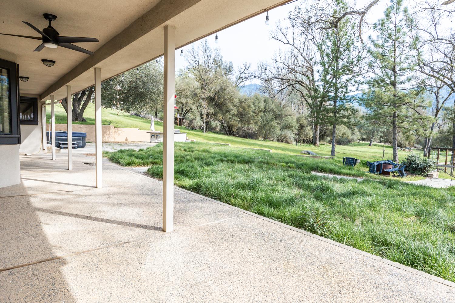 45344 S Oakview Dr, Oakhurst, CA 93644