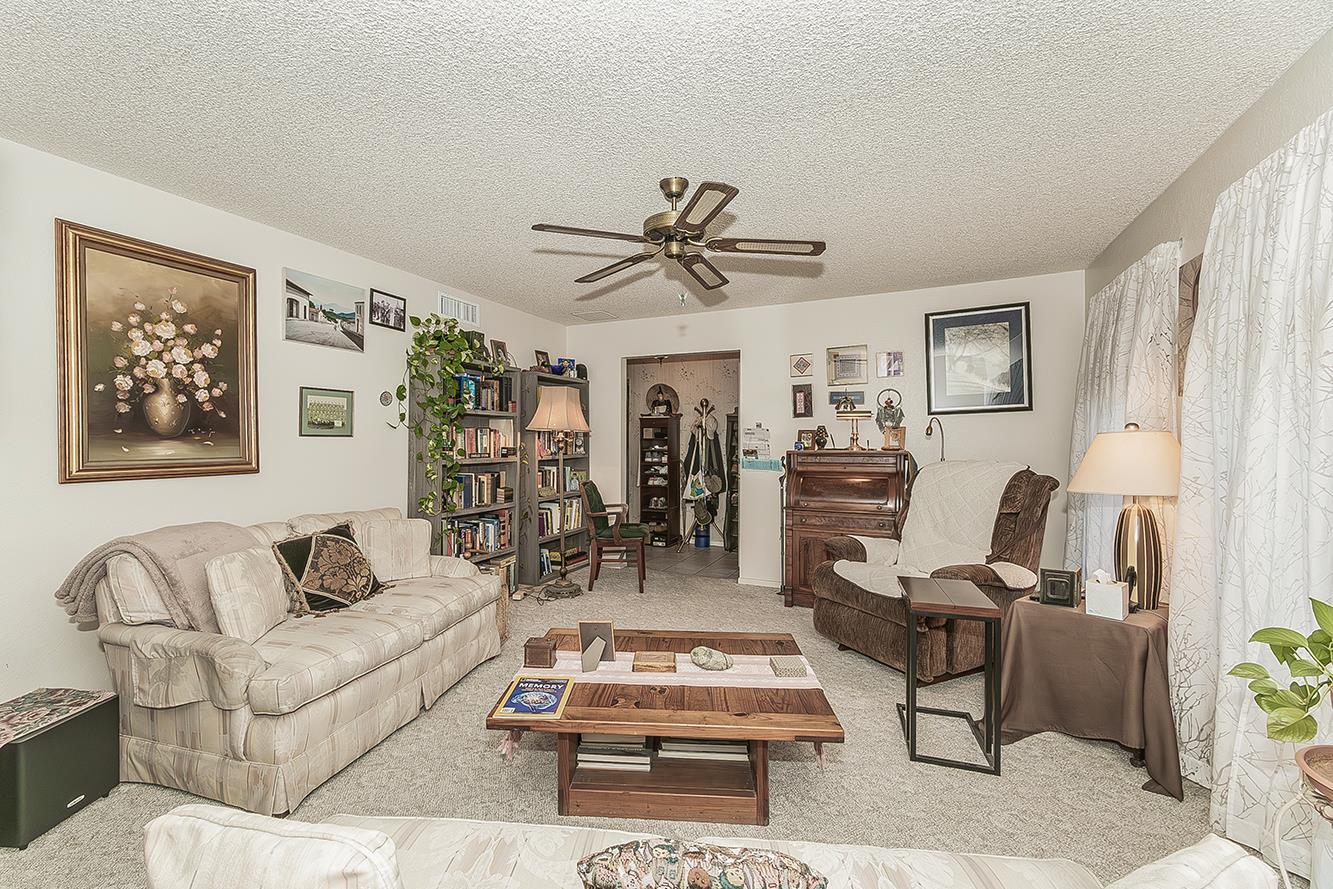 5287 N Gates Ave, Fresno, CA 93722