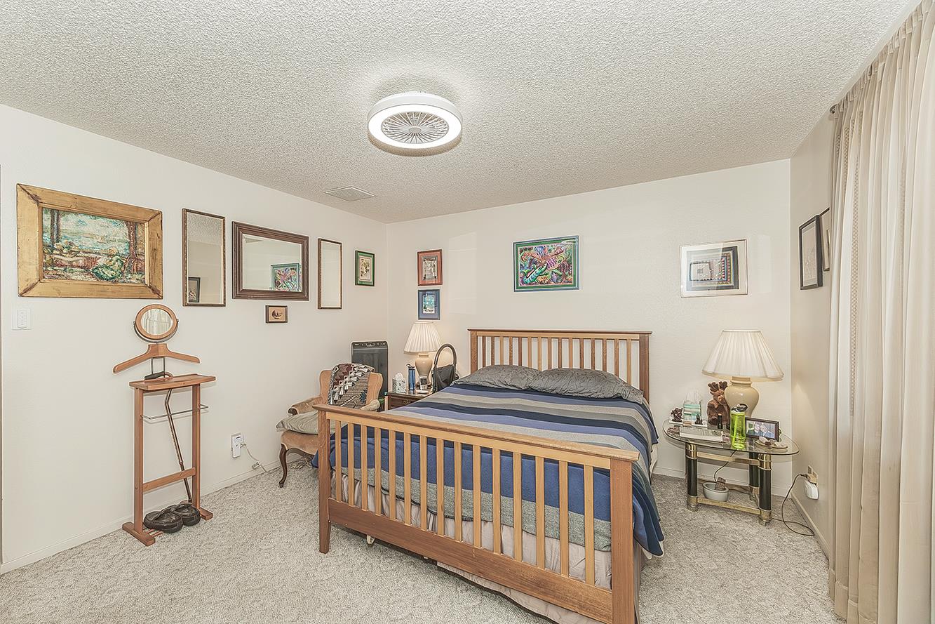 5287 N Gates Ave, Fresno, CA 93722