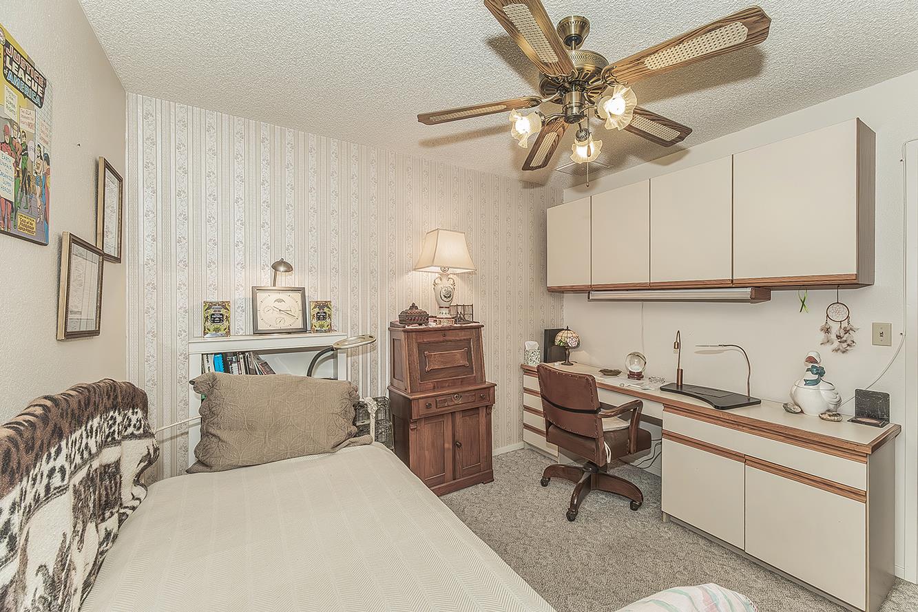 5287 N Gates Ave, Fresno, CA 93722