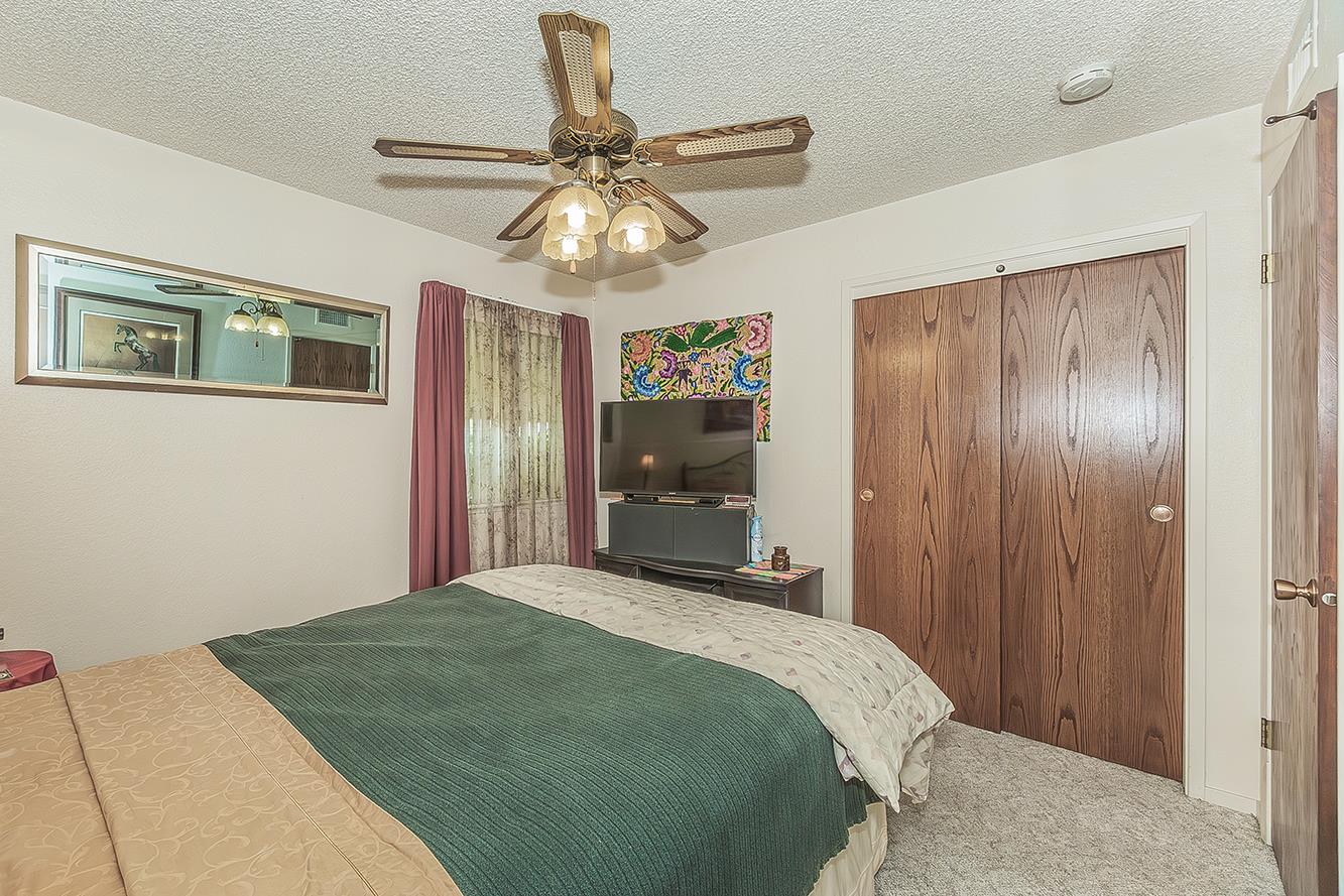 5287 N Gates Ave, Fresno, CA 93722