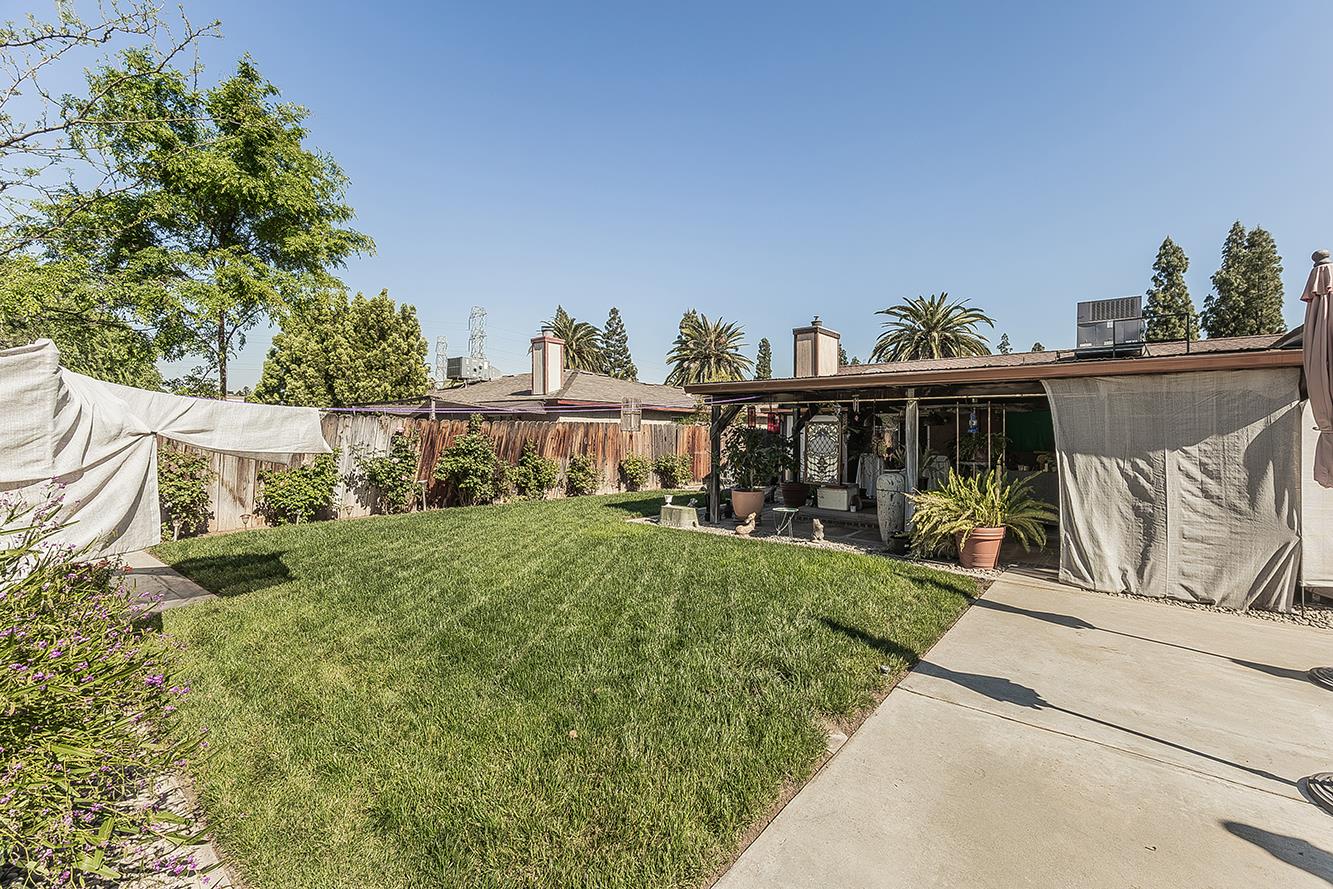 5287 N Gates Ave, Fresno, CA 93722