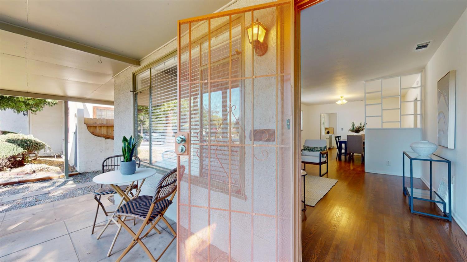 807 E Peralta Way, Fresno, CA 93704