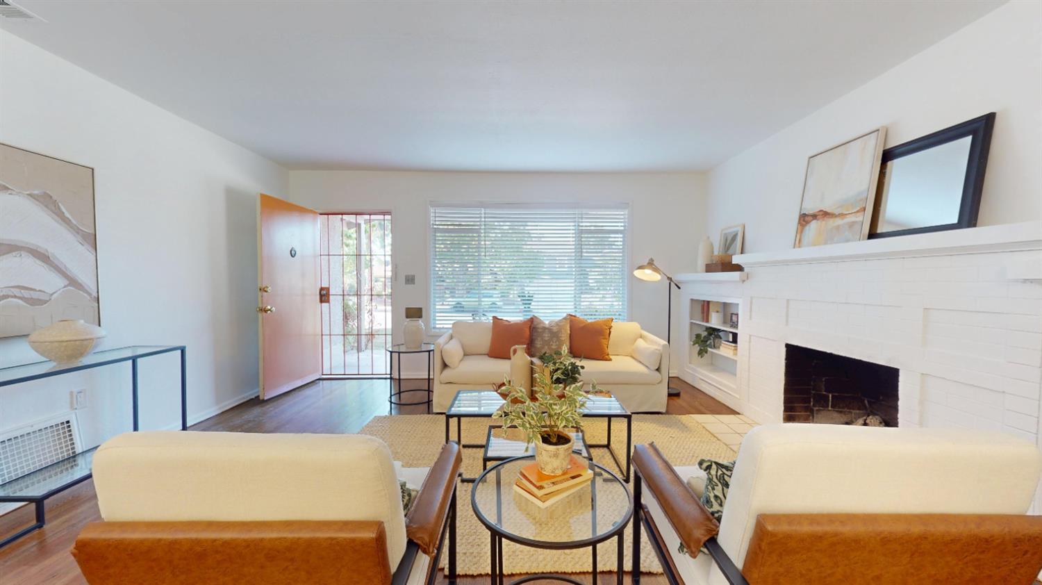 807 E Peralta Way, Fresno, CA 93704