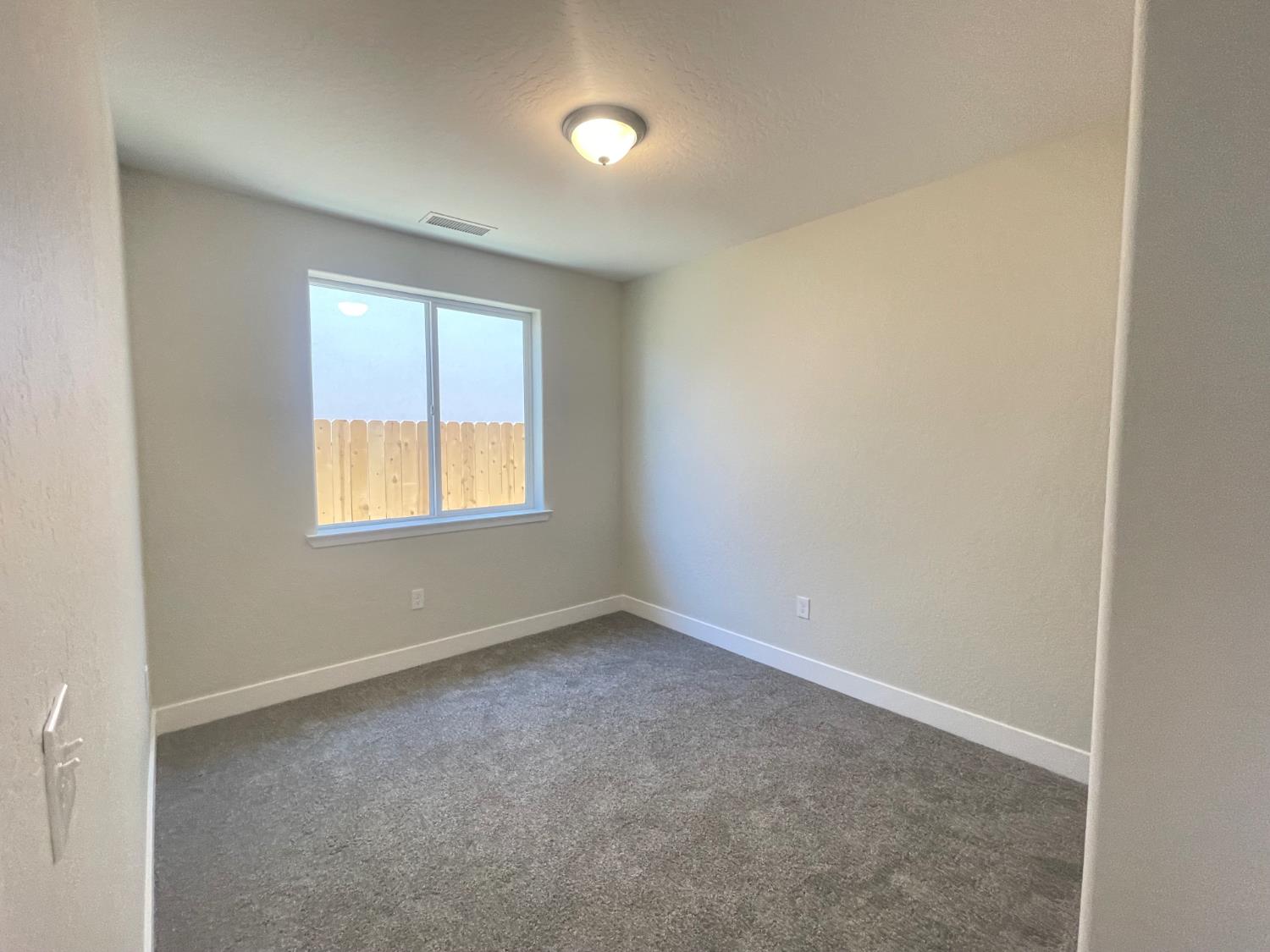 16209 West Sunset Ave, Kerman, CA 93630