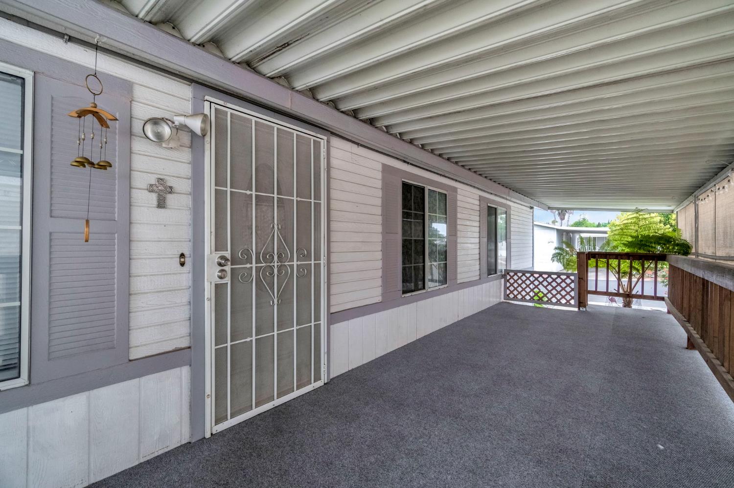 1218 E Cleveland Ave #142, Madera, CA 93638