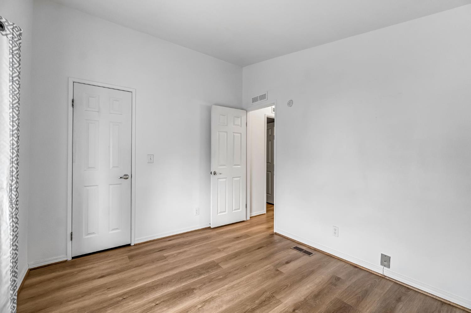 1218 E Cleveland Ave #142, Madera, CA 93638