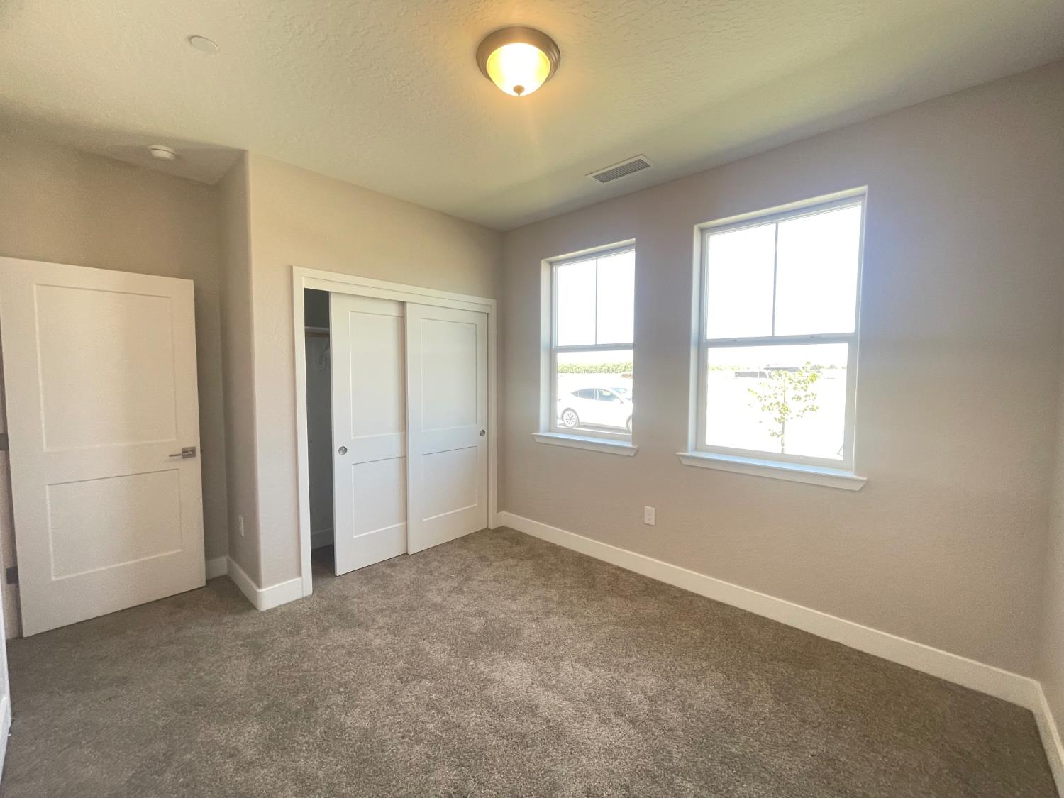 16191 West Sunset Ave, Kerman, CA 93630