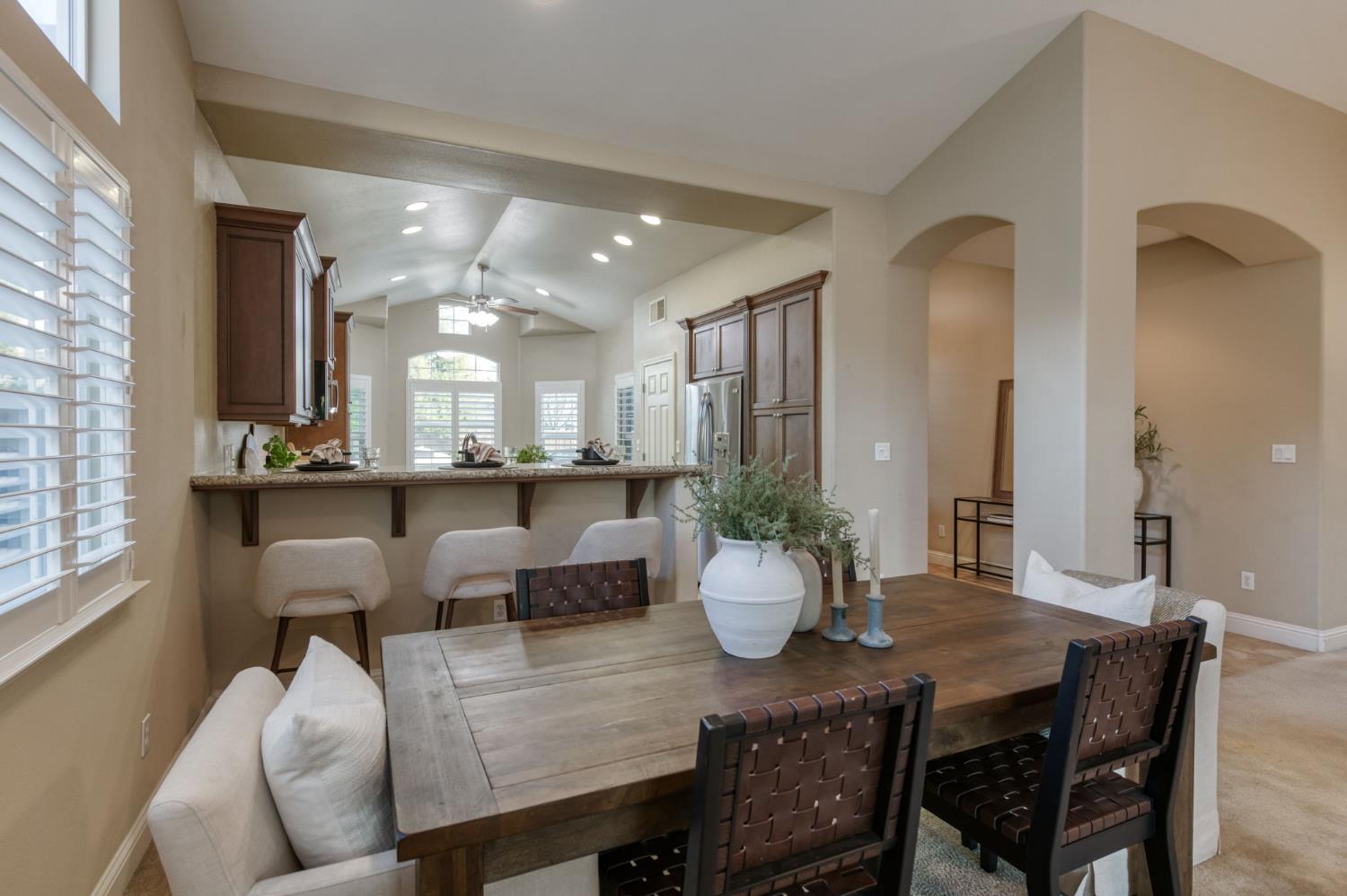 10687 N Tea Party Ln, Fresno, CA 93730