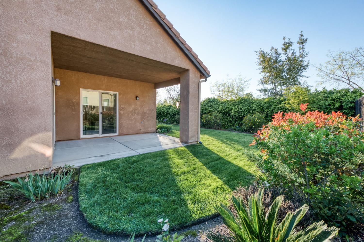 10687 N Tea Party Ln, Fresno, CA 93730